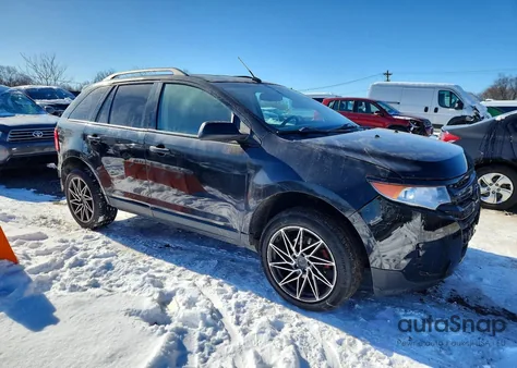 2013 Ford Edge Se z USA, uszkodzony, nr VIN 2FMDK4GC1DBB99336